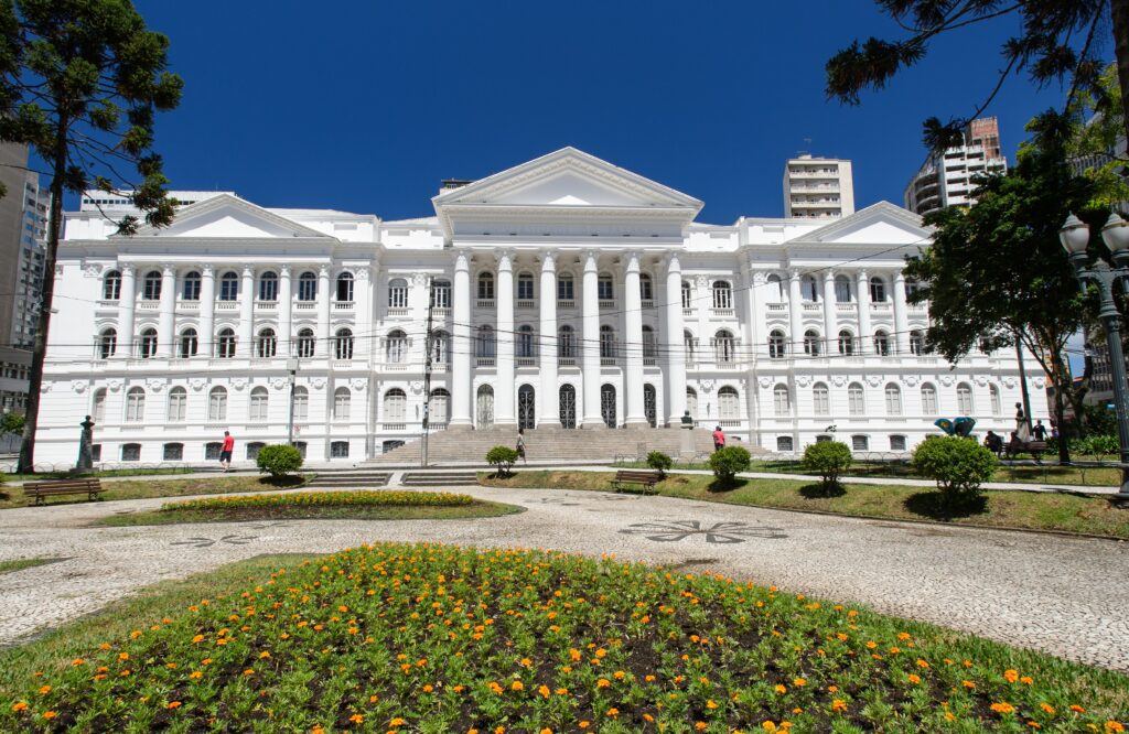 Cinco motivos para investir em Curitiba - Realmarka